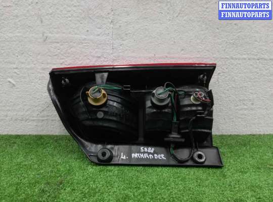 Фонарь задний на Nissan Pathfinder III (R51)