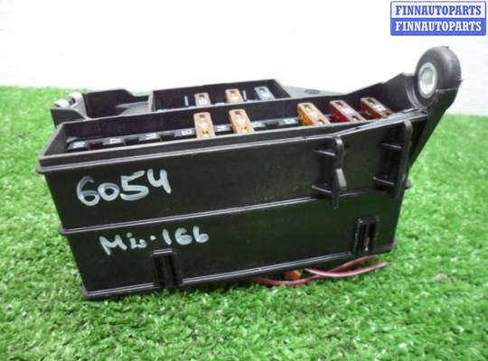 купить Блок предохранителей на Mercedes M-klasse (W166) 2011 - 2015