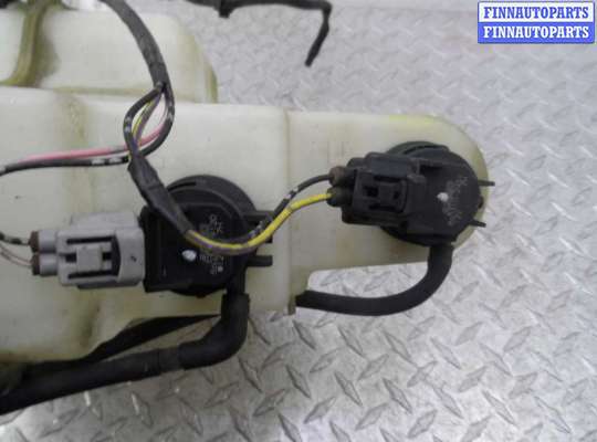 купить Бачок омывателя на Mazda CX7 (ER) 2006 - 2009