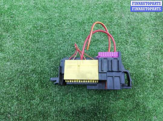 купить Блок предохранителей на Mercedes C-klasse (W205)Рестайлинг 2018 - 2021