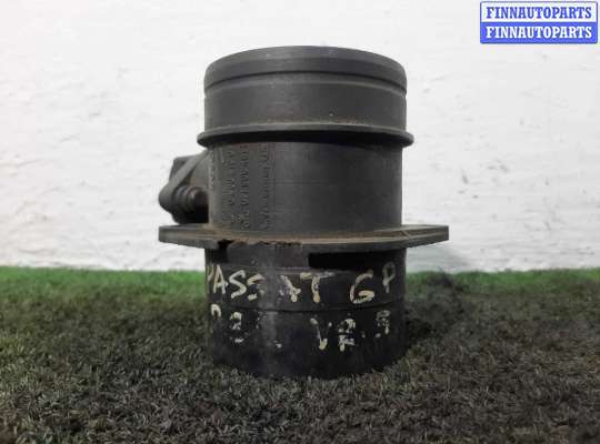 купить Расходомер воздуха (ДМРВ) на Volkswagen Passat B5 GP (3B) 2000 - 2005