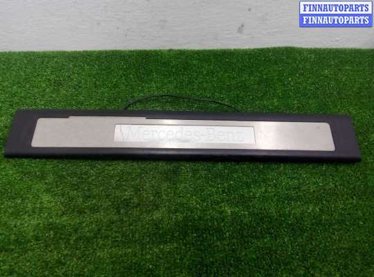 Накладка на порог MB1362114 на Mercedes GL (X164) 2006 - 2009