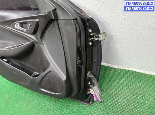 Стекло боковое двери на Chevrolet Malibu IX