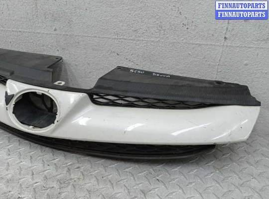 Решетка радиатора на Toyota Sienna II