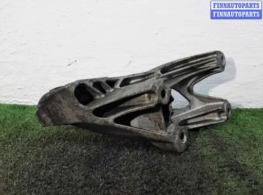 купить Кронштейн двигателя на Audi A4 B8 (8K2) рестайлинг 2012 - 2015