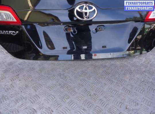 Крышка багажника на Toyota Camry XV50
