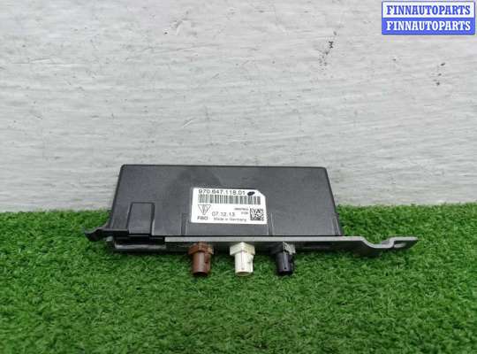 купить Усилитель антенны на Porsche Panamera (970) 2009 - 2016