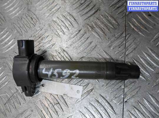 Катушка зажигания MT372695 на Mitsubishi Outlander XL II 2007 - 2009