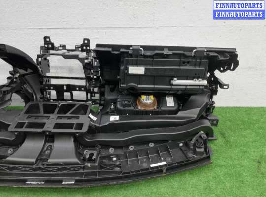 купить Торпедо на Jaguar XE (X760) 2015 - 2019
