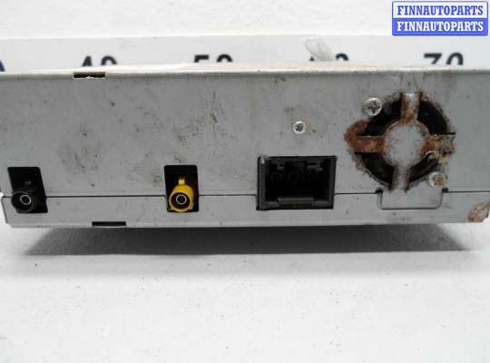 Аудиотехника на Mercedes-Benz S (W221)