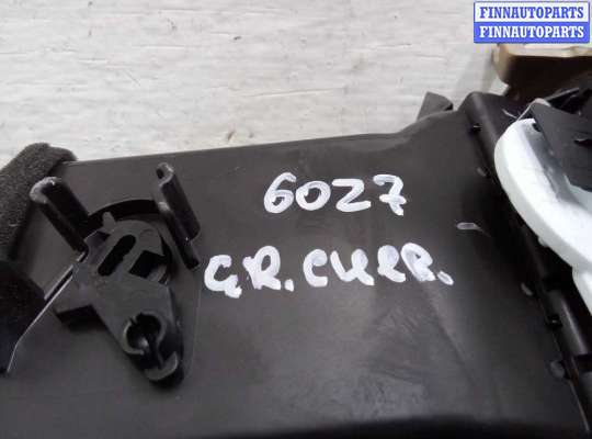 Дефлектор обдува салона на Jeep Grand Cherokee IV (WK2)