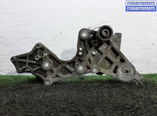 купить Кронштейн на Audi Q7 (4LB) рестайлинг 2009 - 2015