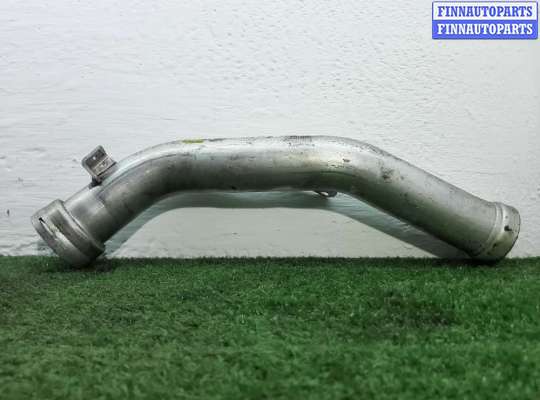 Купить Патрубок интеркулера на Mercedes E-klasse (W212) 2009 - 2013 Патрубок интеркулера MB1684301 на Mercedes E-klasse (W212) 2009 - 2013