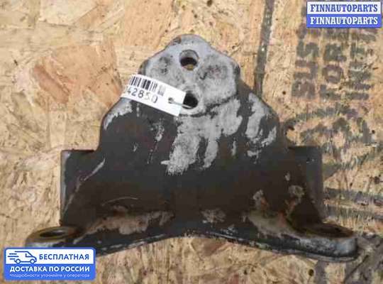 Кронштейн КПП на Audi Q7 (4L)
