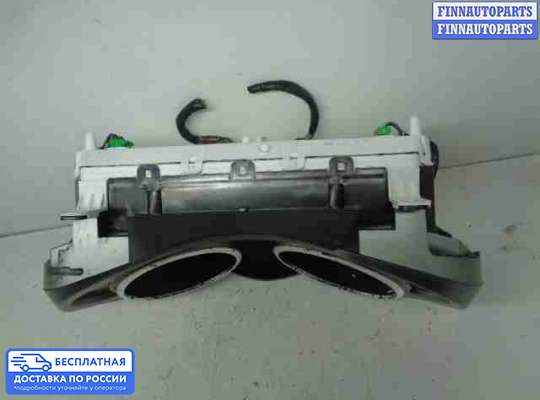 Щиток приборов на Subaru Tribeca