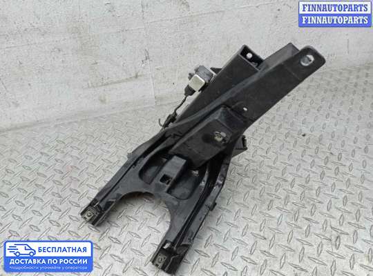 Кронштейн фары на BMW X5 (E70)