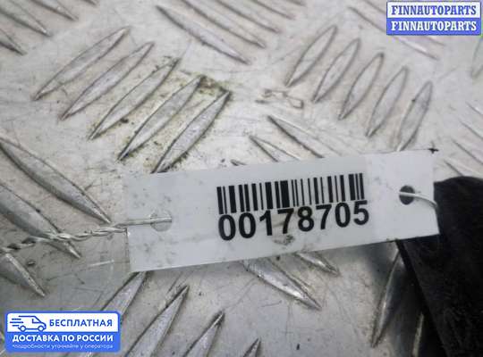 Амортизатор капота на Subaru Tribeca