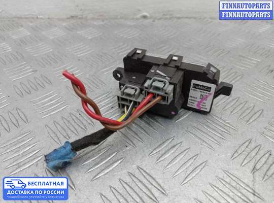 Резистор (сопротивление) отопителя на Ford Kuga II / Escape III