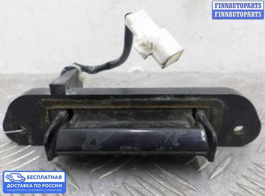 Ручка крышки багажника (задней двери) на Mitsubishi Outlander II / XL (CW)