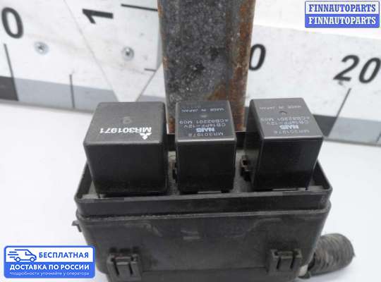 Блок предохранителей на Mitsubishi Outlander II / XL (CW)