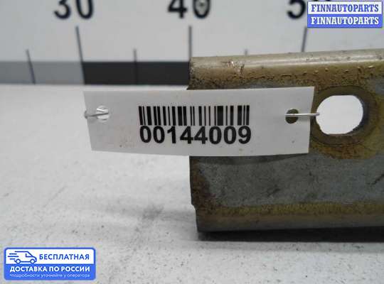 Петля капота на Suzuki XL7 II