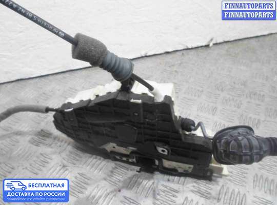 Замок боковой двери на Mercedes-Benz S (W221)