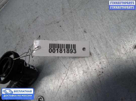 Патрубок (трубка, шланг) на Volkswagen Transporter T5