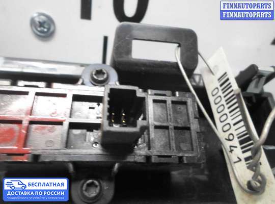 Кнопки на Nissan Titan II (A61)