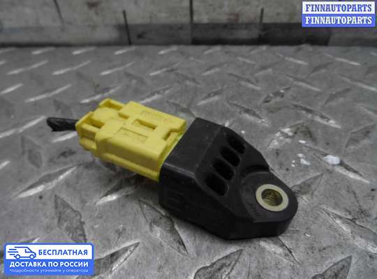 Датчик удара (Airbag) на Toyota Camry XV40