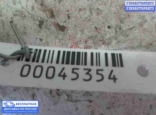 Петля капота на Peugeot 4007