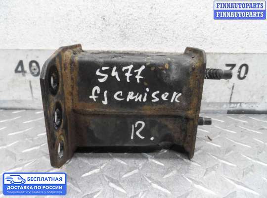 Кронштейн прочее на Toyota FJ Cruiser