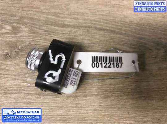 Блок управления зеркал на Audi Q5 (8R)