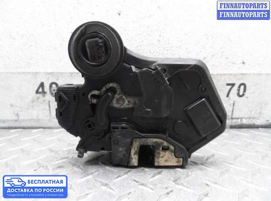 Замок боковой двери на Toyota Camry XV40