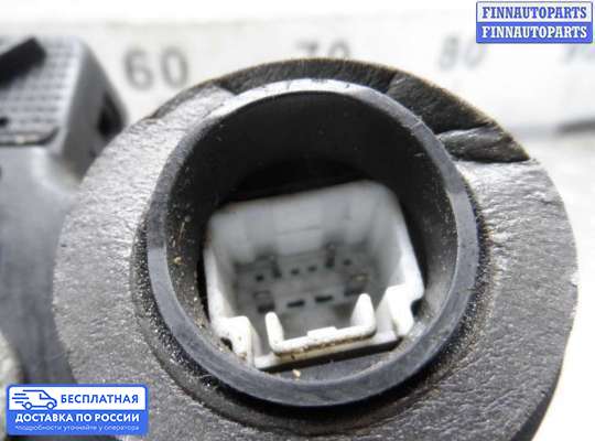 Замок боковой двери на Toyota Camry XV40