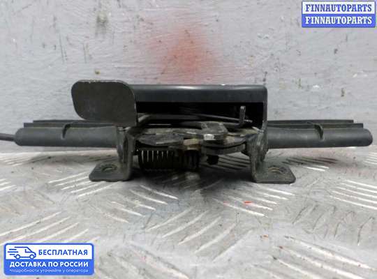 Замок капота на Hyundai Sonata VI (YF)