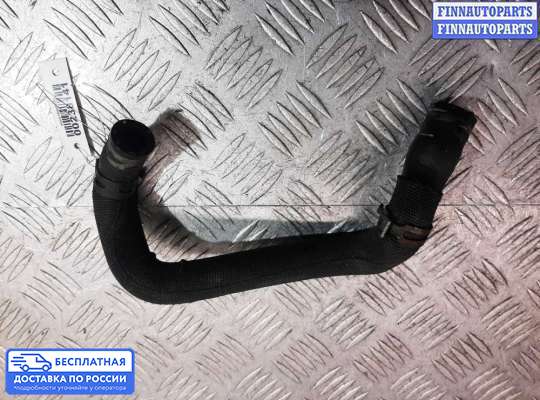 Патрубок (трубка, шланг) на Audi A8 (D3, 4E)