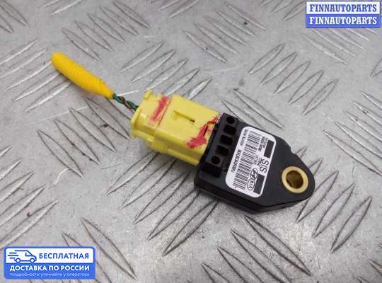 Датчик удара (Airbag) на Kia Optima III (TF)