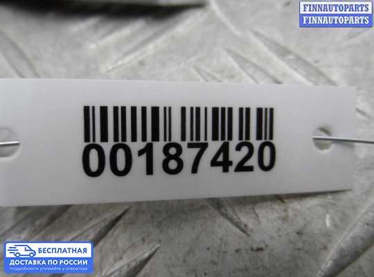 Петля капота на Audi Q5 (8R)