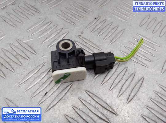 Датчик удара (Airbag) на Jeep Grand Cherokee IV (WK2)
