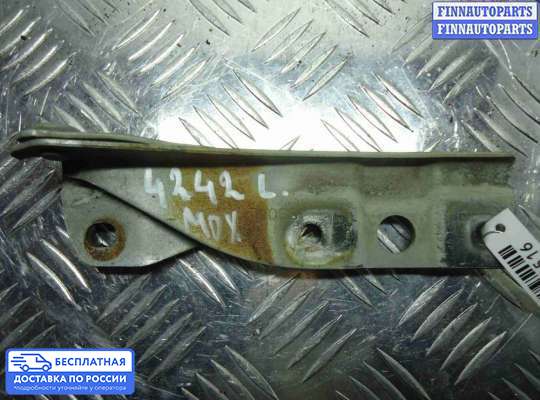 Петля капота на Acura MDX (YD1)