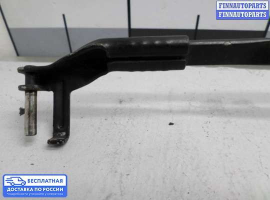 Поводок дворника на Mercedes-Benz E (W212)