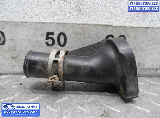 Корпус термостата на Toyota Camry XV40