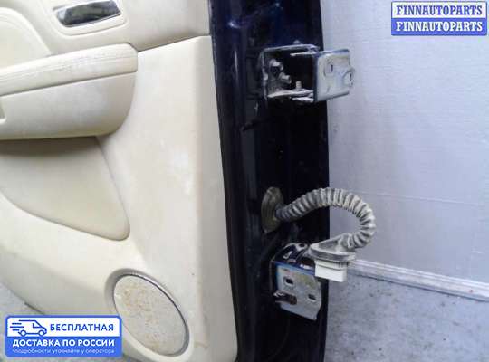 Петля двери на Cadillac Escalade III (GMT 900)