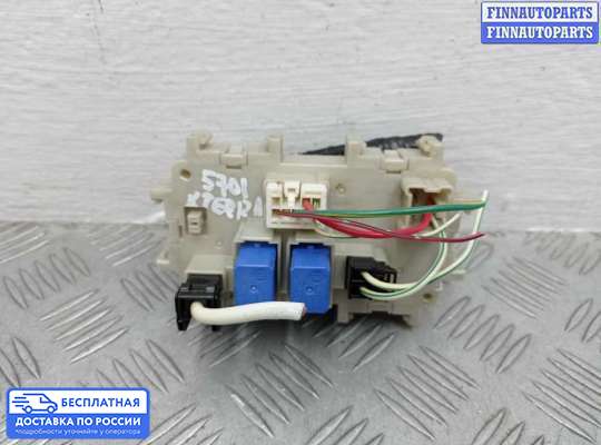 Блок предохранителей на Nissan X-Terra (N50)