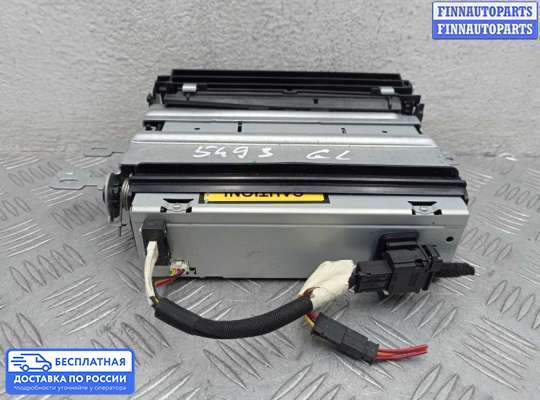 CD-чейнджер на Mercedes-Benz GL (X164)