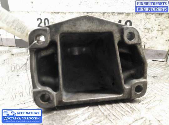 Кронштейн ДВС (лапа) на Mercedes-Benz C (W204)