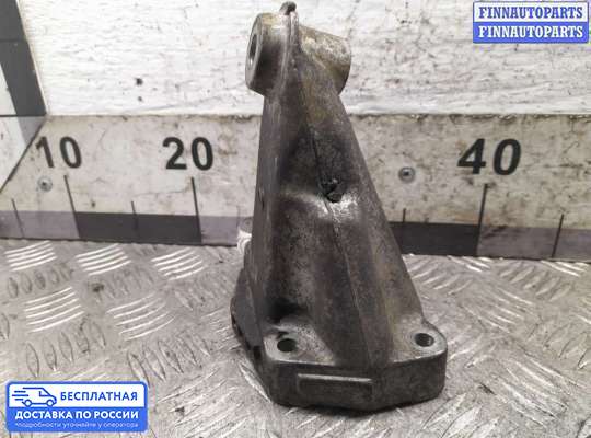 Кронштейн ДВС (лапа) на Mercedes-Benz C (W204)