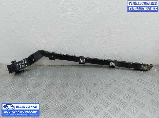 Кронштейн бампера на Honda Crosstour
