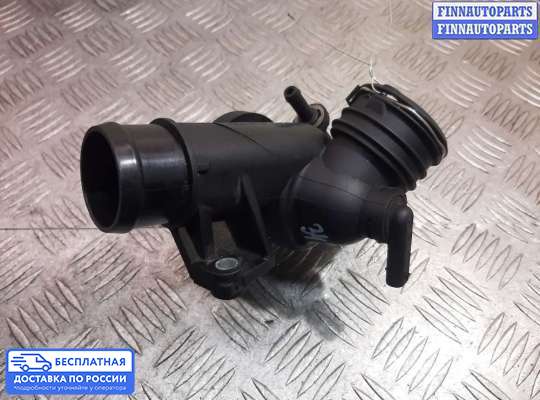 Корпус термостата на Mercedes-Benz C (W204)