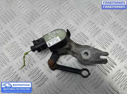 Датчик дорожного просвета на Audi Q7 (4L)